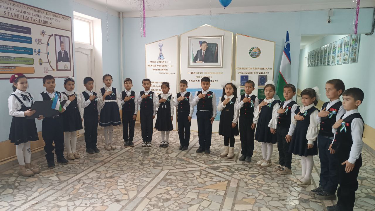 Xonqa tumani 46-son umumiy o‘rta ta'lim maktabida O‘zbekiston Respublikasi Konstitutsiya qabul qilinganligining 32 yilligiga bag‘ishlab boshlang‘ich sinflar ishtirokida "Konstitutsiya olamiga sayohat" tadbiri o‘tkazildi.